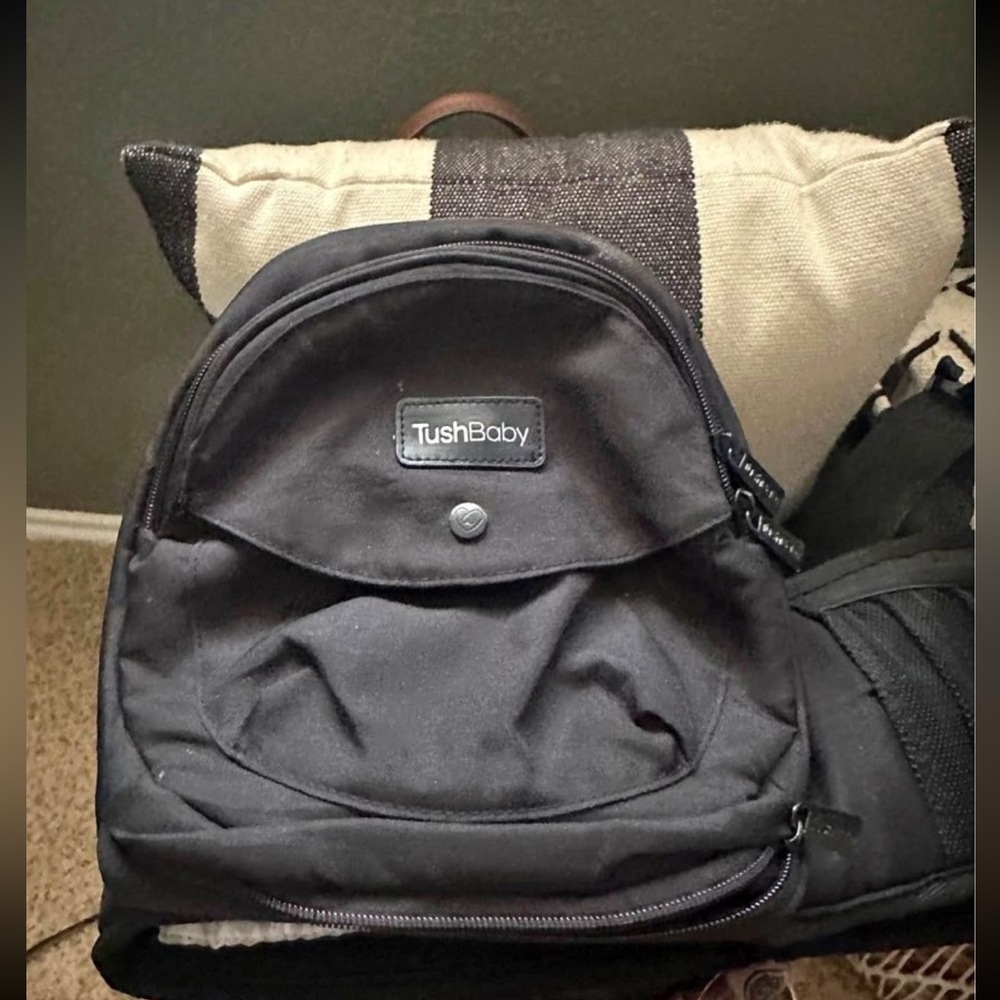 Tushbaby carrier